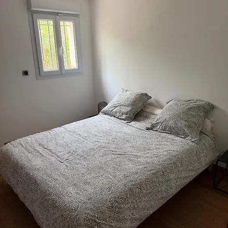 펜션 Atypical Loft With Private Pool