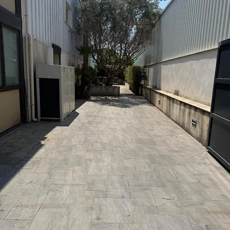 펜션 Atypical Loft With Private Pool