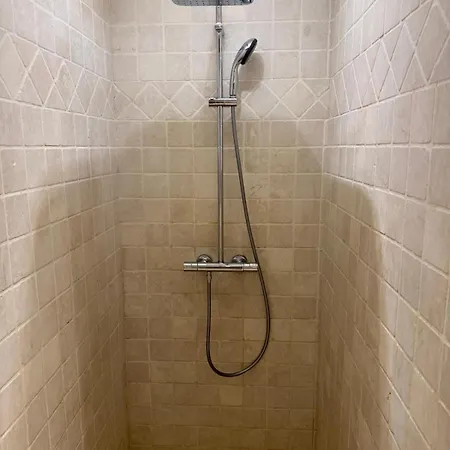 펜션 Atypical Loft With Private Pool 르 라방두