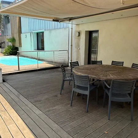 Atypical Loft With Private Pool 펜션 *