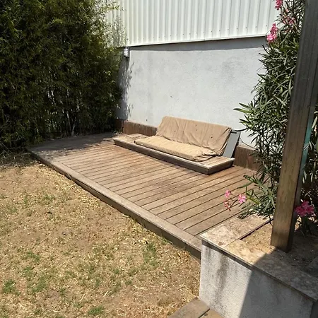 Atypical Loft With Private Pool 펜션 르 라방두