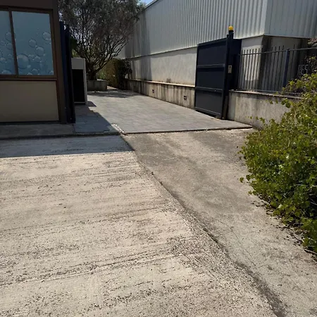 Atypical Loft With Private Pool Le Lavandou