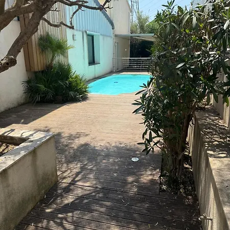 Atypical Loft With Private Pool Hébergement de vacances Le Lavandou